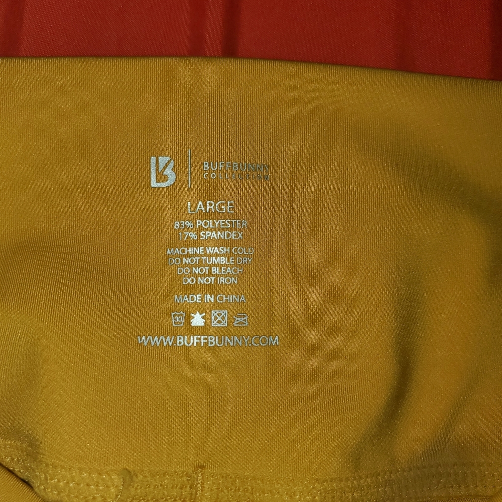 Buff bunny yellow leggings